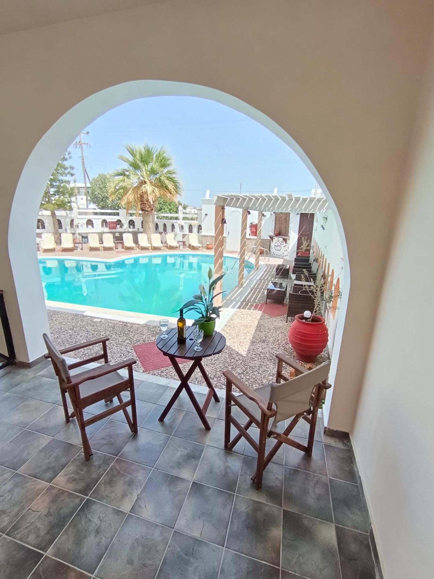Aparthotel Sweet Heart Kamari (Santorini)